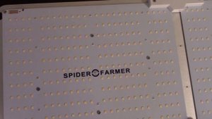 Spider Farmer SF2000 Unboxing