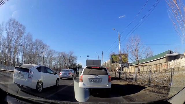 А можно ли направо ?? #автоинструктор27#маршрутхабаровск #автошколавосток Автоинструктор27