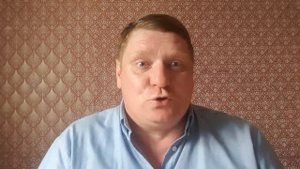 Как насилуют женщины
