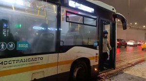 Автобус НефАЗ-5299-40-52 № 081902 на остановке МЦД Трикотажная