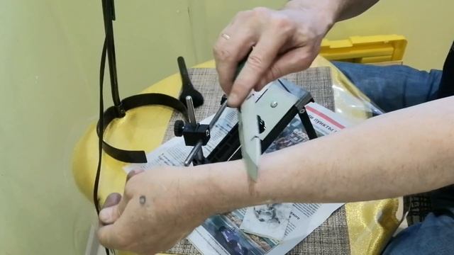 Начинающему заточнику, стоит ли экономить на покупке приспособы? смотреть онлайн