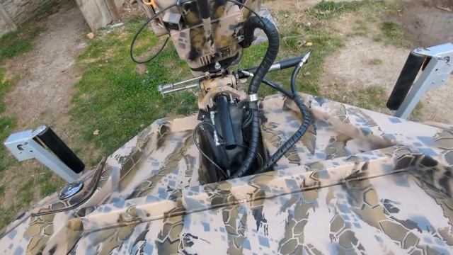 Двух консольная лодка болотоход с мотором prodraiv 37 hp!!!