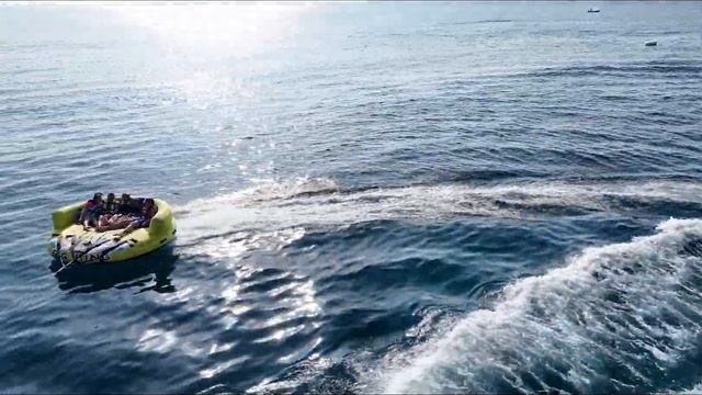 Плюшка на море с катером смотреть онлайн