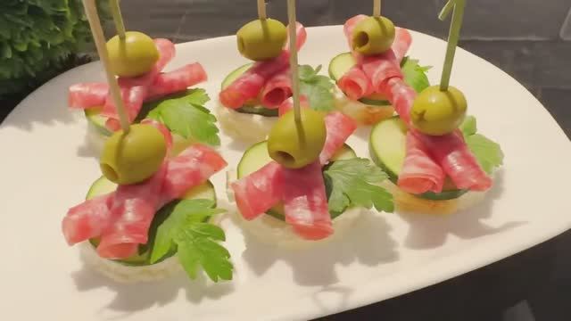 ТОП 9 Быстрых закусок для вечеринок! Простые закуски для вечеринок и фуршетов за 5 минут! смотреть онлайн