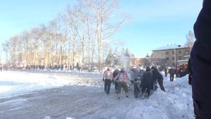 Момент столкновения экипажа 117 и экипажа 11 на спидвее по-Ирбитски п.  Буланаш 25 декабря 2021г.