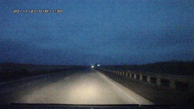 Спас собаку рискуя машиной. смотреть онлайн