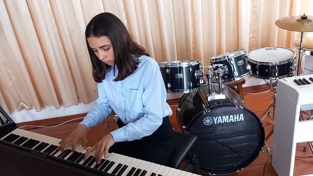 Lai Francis,аранжування Ю.Ремезенко "Емануель " грає Борщ Мар'яна 13 р.,Попільнянська МШ