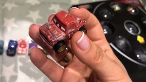 Cars Özel Oyuncak kutusunu açıyoruz Молния маккуин Mini Racers Opening suprise pack - Şimşek Mcquee