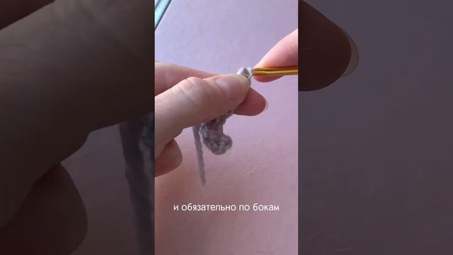 Часть 1. Тапочки для кошечки #вязание #shorts #вязаныетапочки #вязаниекрючком #тапочкикошке смотреть онлайн