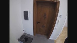 Как установить накладку на металлическую дверь.