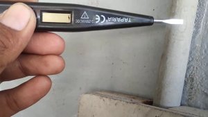 taparia 12_250v / AC DC