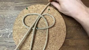 Подставка под горячее из джута. Первый урок по плетению настольного декора морскими узлами.