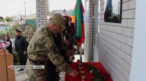 Мемориальную доску герою СВО Руслану Примову открыли в Магарамкентском районе