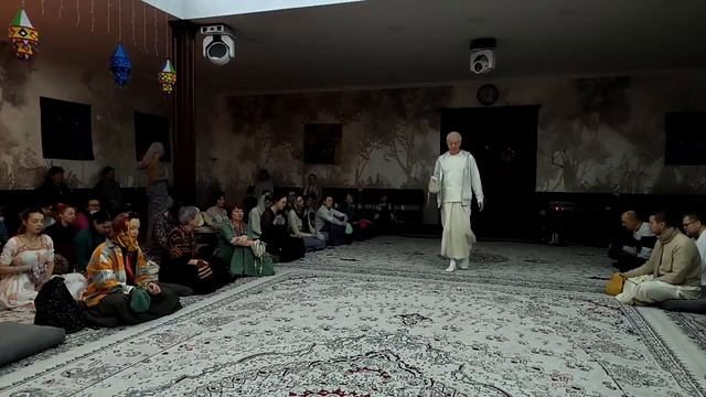 13/01/2024 Джапа-медитация с Е.М. Чайтанья Чандра Чараном прабху. Вриндаван парк