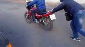 Как заводить Yamaha YBR125. Смотреть до конца.