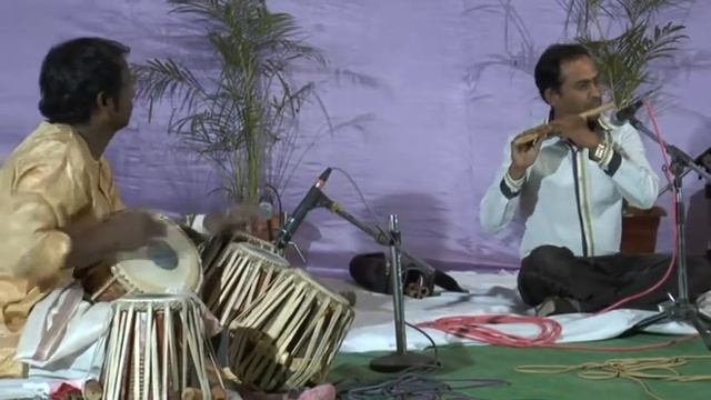 Tik Tik Vajate Dokyat Marathi song