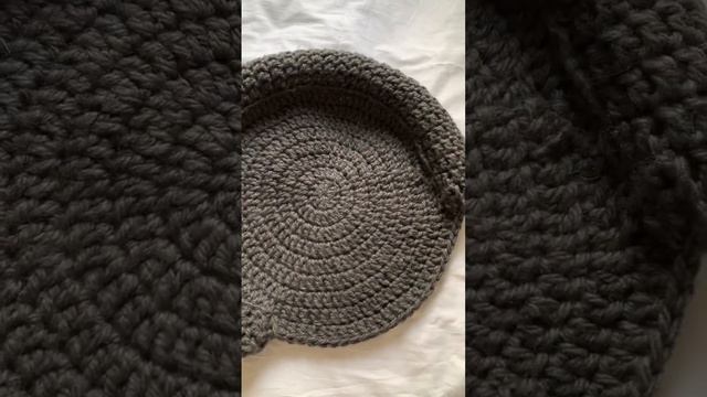 Как итог: поспала она там всего лишь один раз✌ #crochet #shorts #вязание #вызаниекрючком смотреть онлайн