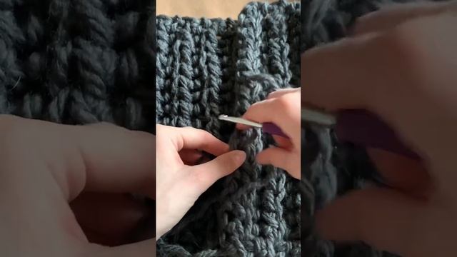 Этот вайб✨ #вязание #вязаниекрючком #knitting #shorts #вязаныйкупальник смотреть онлайн