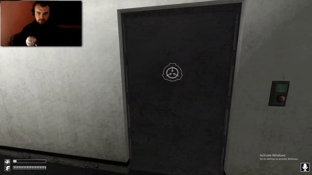 SCP-096 Manhunt - Can We Escape The Facility? смотреть онлайн