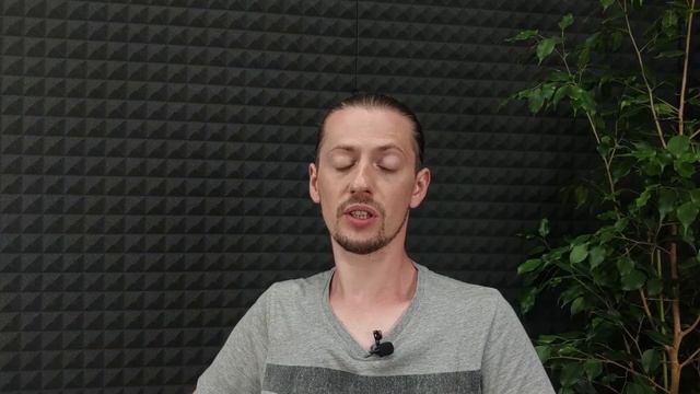 Яке взуття вибрати влітку? Де купити українське взуття та як за ним доглядати.