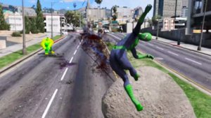 GREEN SPIDERMAN VS YELLOW HULK - EPIC BATTLE