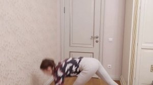 как встать на руки У СТЕНЫ!💪