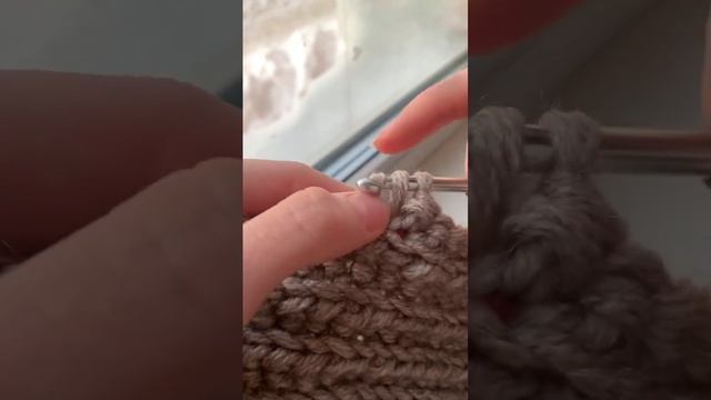 А каким элементом/узором вы вяжете шарфы? смотреть онлайн