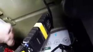 HUMMER H1 в действии! Запуск с севшим аккумулятором при заряде пзу 50%