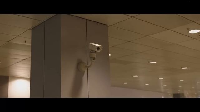 Hitman Agent 47 -  airport terminal scene