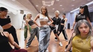 HWASA (화사) - 'NA' dance practice mirrored