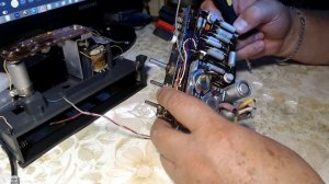 Ремонт батарейного отсека, БП и УНЧ замена конденсаторов в Океане-209