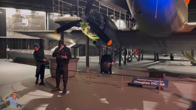 Транспортный самолет Douglas DC-3 в музее авиации «Крылья победы» г.Верхняя Пышма