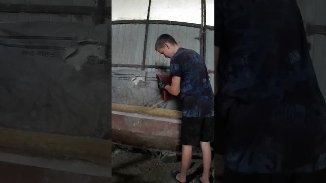 Заготовка зерна на зиму❄️#деревня #жизнь #зерно #заготовки