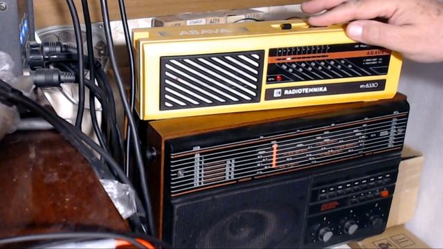 Вечерний прием радиостанций радиоприемником Абава - РП8330.