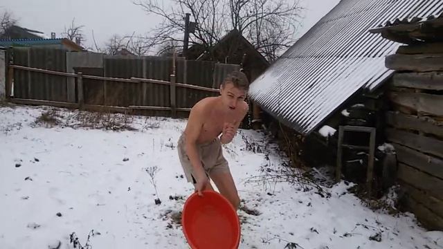 Ice Bucket Challenge "Ведро ледяной воды" смотреть онлайн