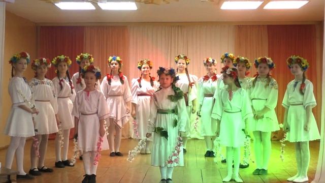 УЗОРНЫ АНСАМБЛЬ НАРОДНАЙ ПЕСНІ 