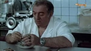 Советский гастроном. Скажите пожалуйста, лук будет?