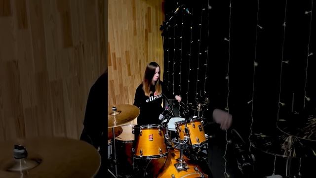 Foo Fighters - Everlong | Drum Cover by VikTheF1rst
