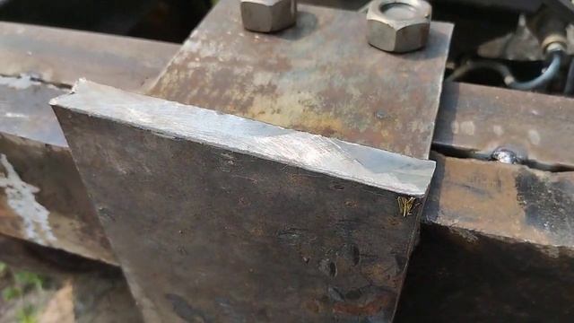 минипогрузчик экскаватор. Каретка экскаваторной смонтирована