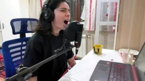 Кавер на kiss from a rose Seal 🤝☀️ от Шемы!