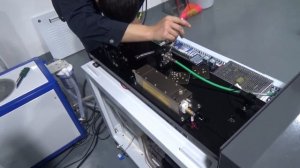 Как отрегулировать лазерную фокусировку на волоконно-лазерном сварочном аппарате мощностью 400 Вт