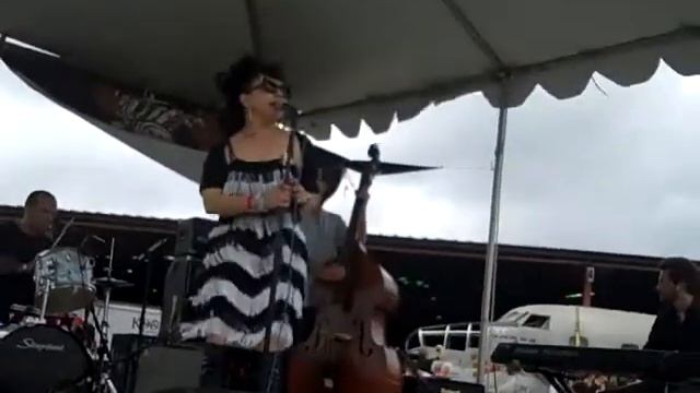 Marti Brom - Forbidden Fruit - Lone Star Round Up - Austin смотреть онлайн