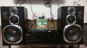 ONKYO sp-55 Hi-Fi Speaker + Pioneer A-337 amplifier.  Ice MC