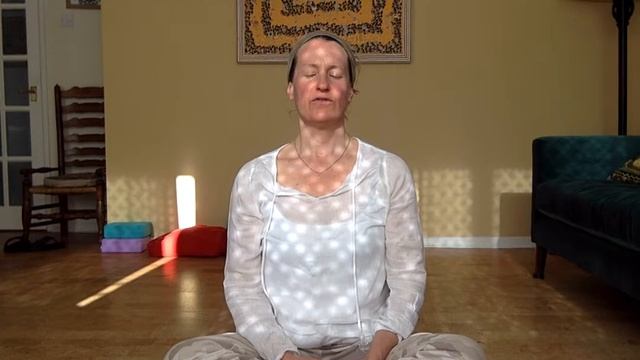Anahata Pranayama - breathing through the chakras