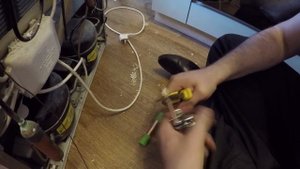 Замена испарителя холодильной камеры на ARISTON