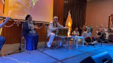 30/06/2022 Киртан. Александр Хакимов. Минск