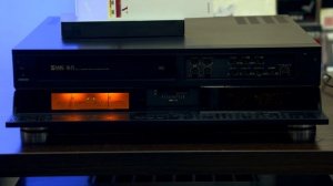TOSHIBA A-ES1 стерео Hi-Fi S-VHS видеомагнитофон. Производитель Япония. Высшая модель. ¥175.000.