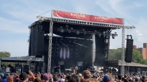 Mother Mother - Hayloft (Live At Riot Fest In Chicago's Douglas Park)