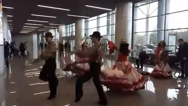 Аэропорт цыгане с выходом смотреть онлайн