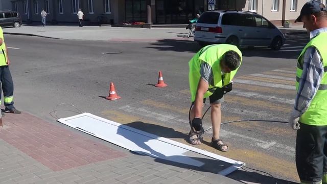 Дорожная разметка в Дятлово